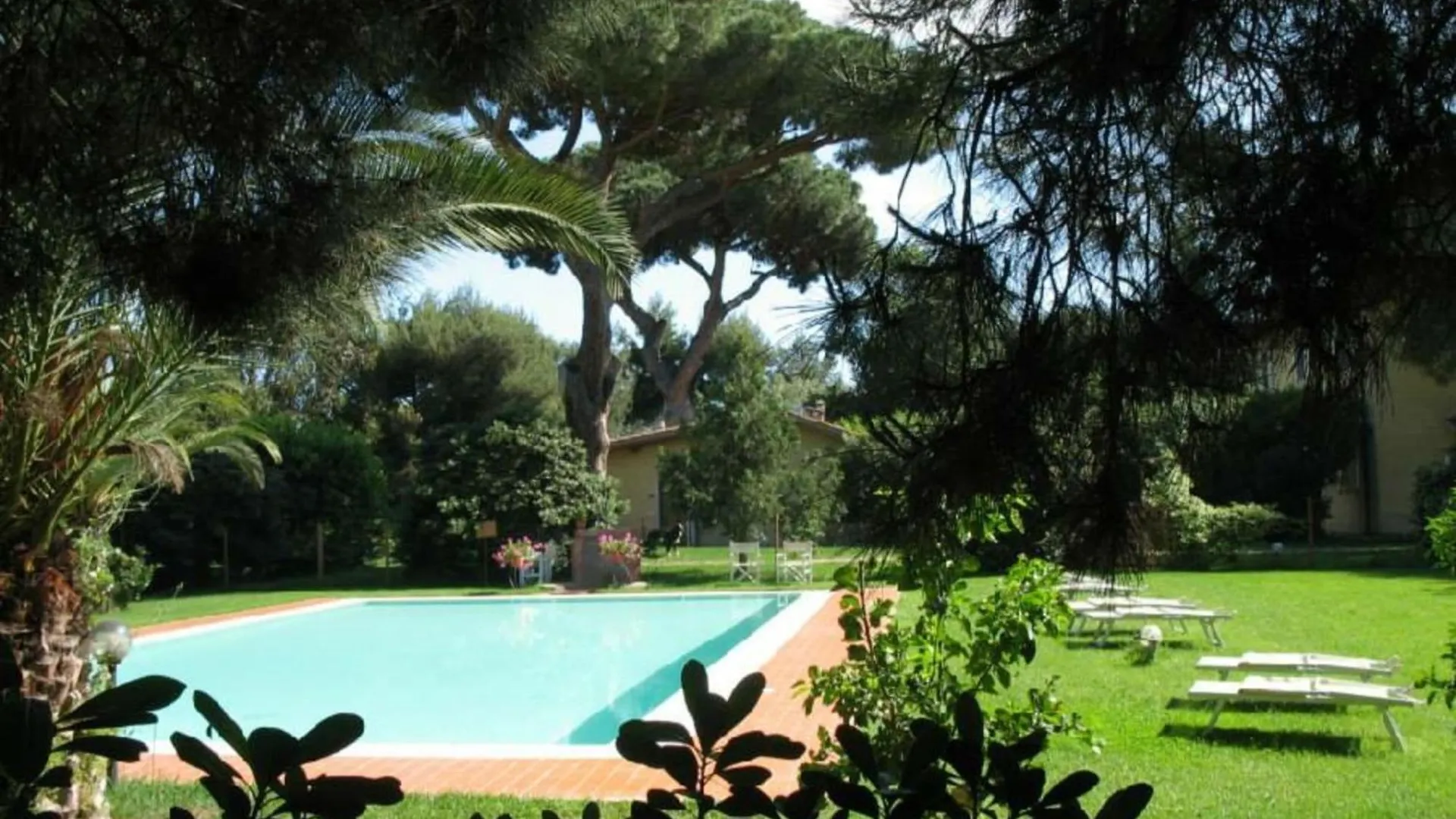 I Cavalleggeri Villa Castagneto Carducci 0*,  Italien