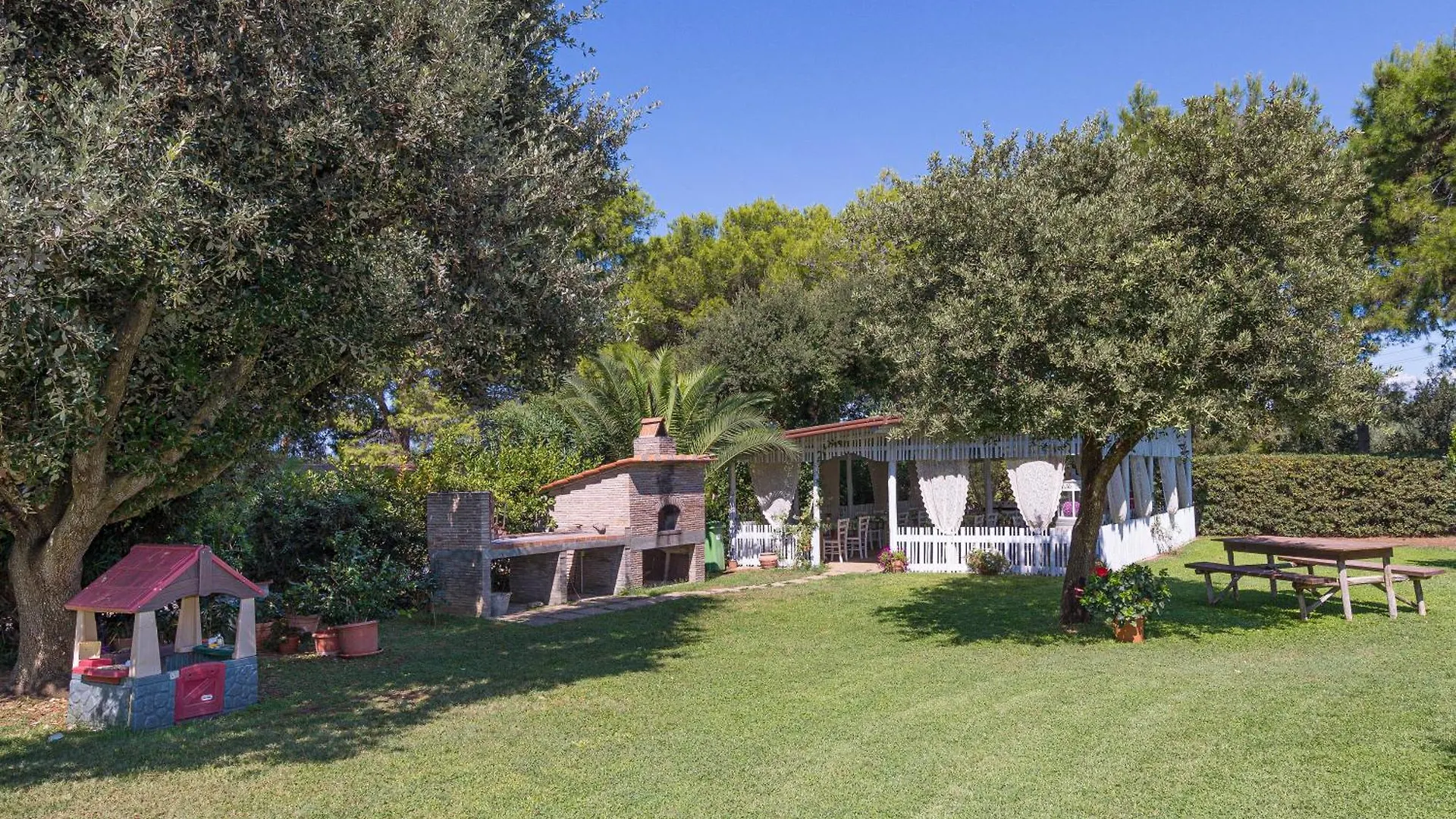 Lantgård I Cavalleggeri Villa Castagneto Carducci Italien